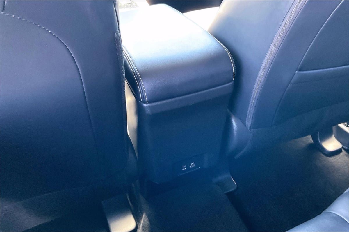Used 2025 Mitsubishi Eclipse Cross AWD image 29