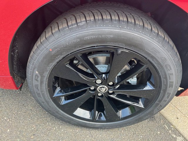 Used 2026 Jaguar F-PACE R-Dynamic S image 11