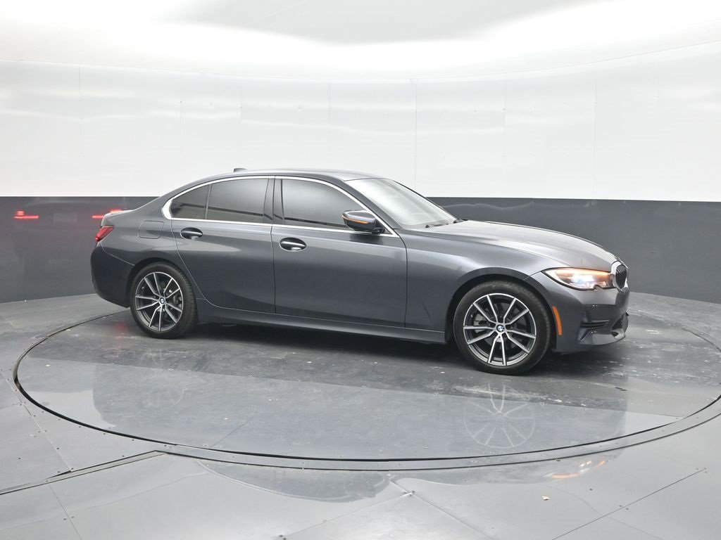 Used 2022 BMW 330i Sedan image 11