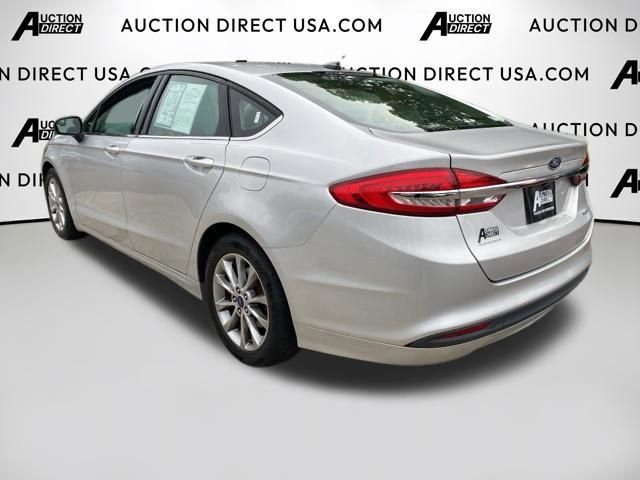 Used 2017 Ford Fusion SE FWD image 23