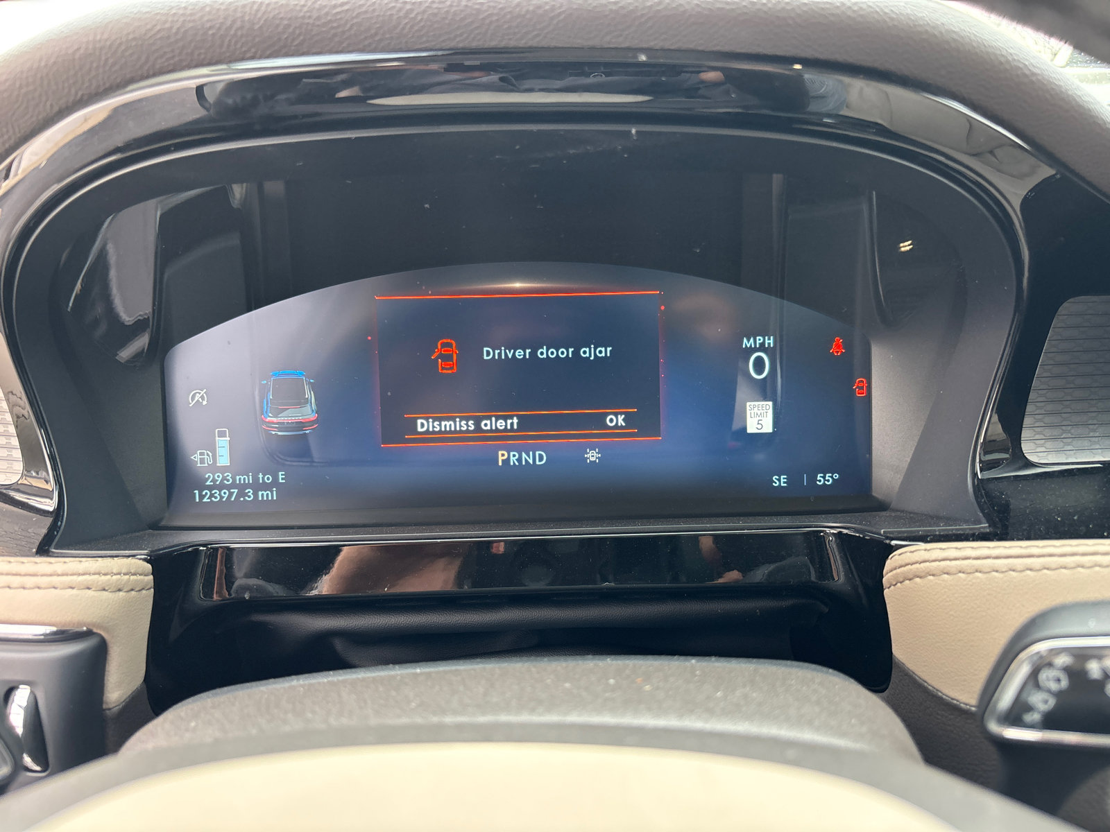 Certified 2024 Lincoln Corsair AWD w/ Equipment Group 101A image 15