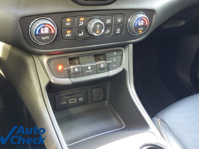 Used 2024 GMC Terrain AT4 AWD/4WD image 26