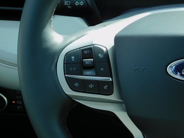 New 2026 Ford Explorer Active w/ Active Comfort Package image 18
