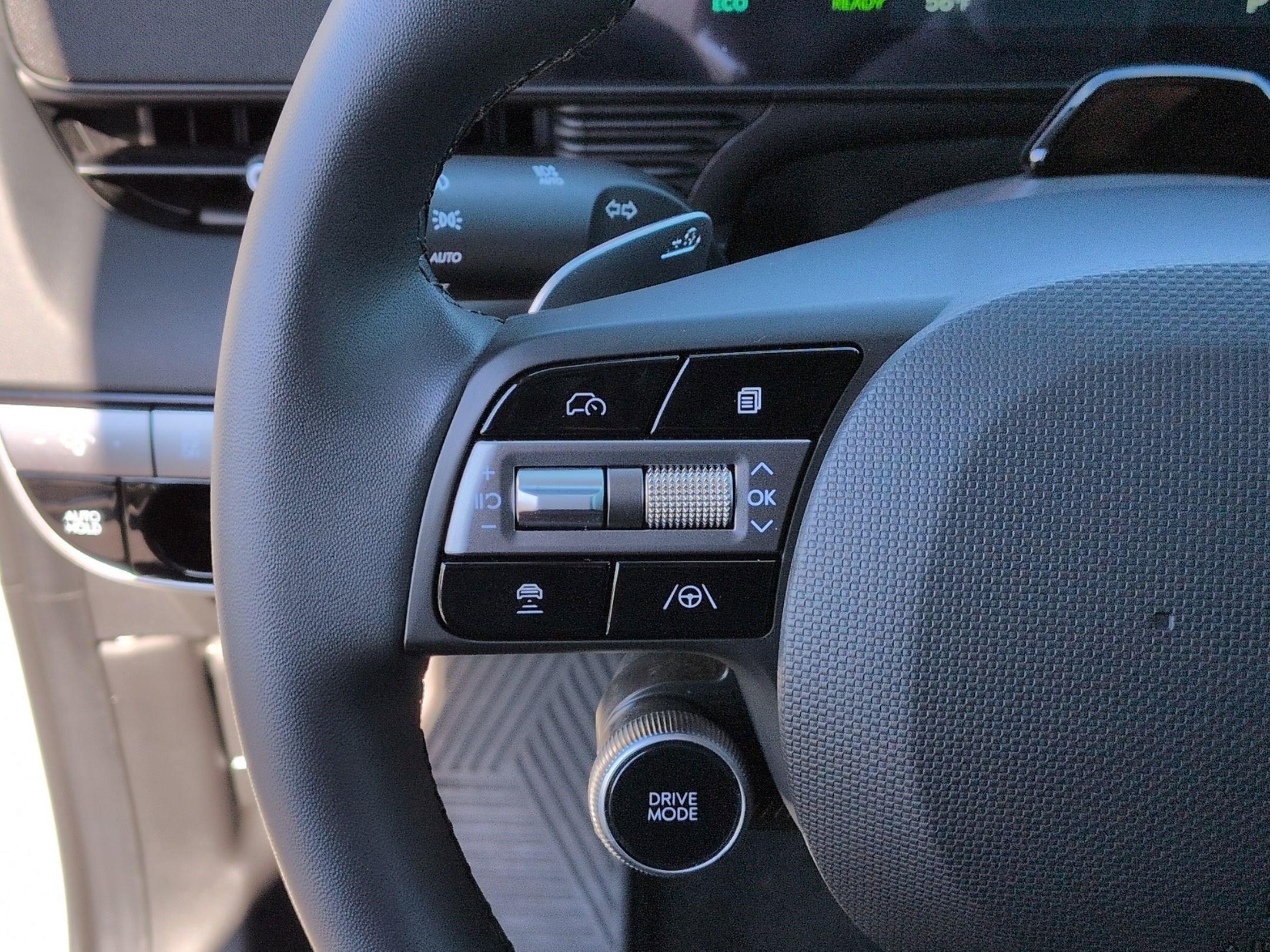 Used 2025 Hyundai Ioniq 5 SE image 19