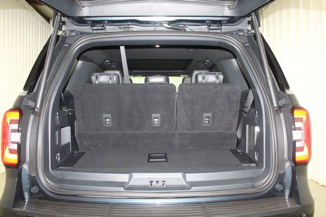Used 2023 Ford Expedition Platinum RWD image 7