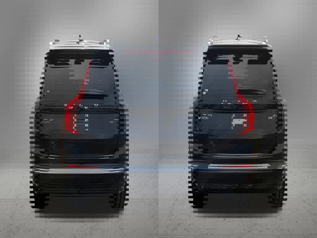 New 2026 Volvo XC90 B6 Plus w/ Protection Package Premier image 5