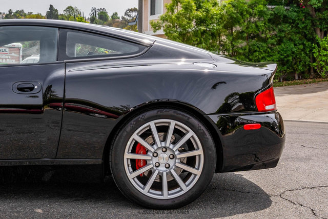 Used 2005 Aston Martin Vanquish S RWD image 5