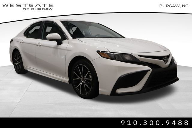 Used 2023 Toyota Camry SE
