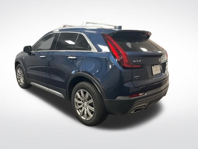 Used 2021 Cadillac XT4 Premium Luxury image 3