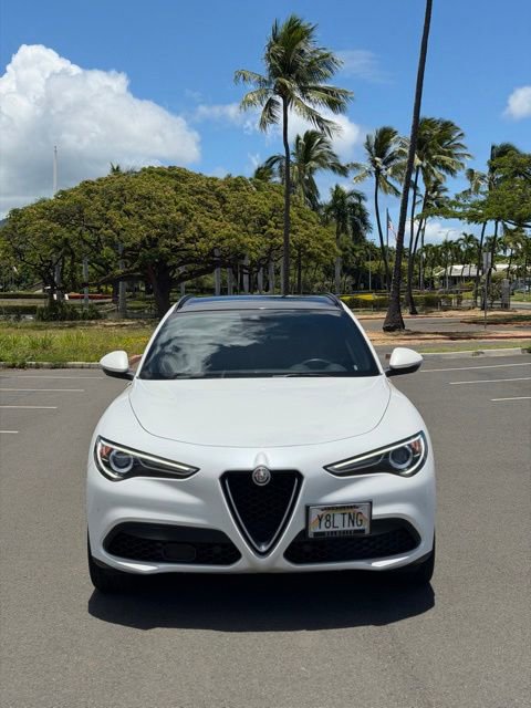 Used 2018 Alfa Romeo Stelvio Ti Sport AWD/4WD image 1