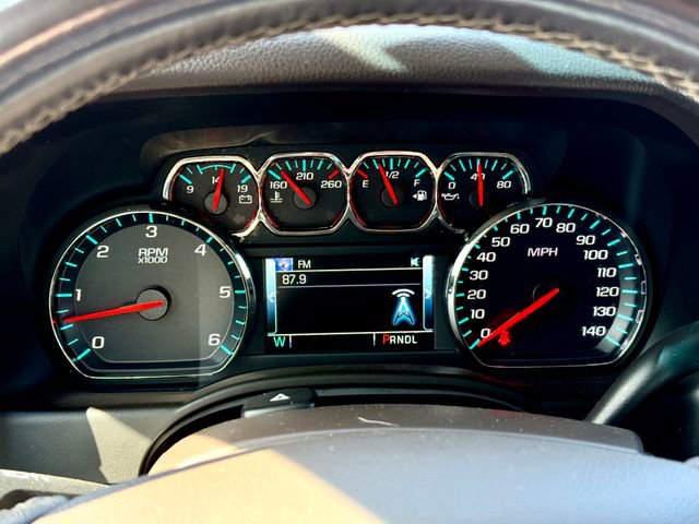 Used 2019 Chevrolet Suburban LT w/ Max Trailering Package image 19