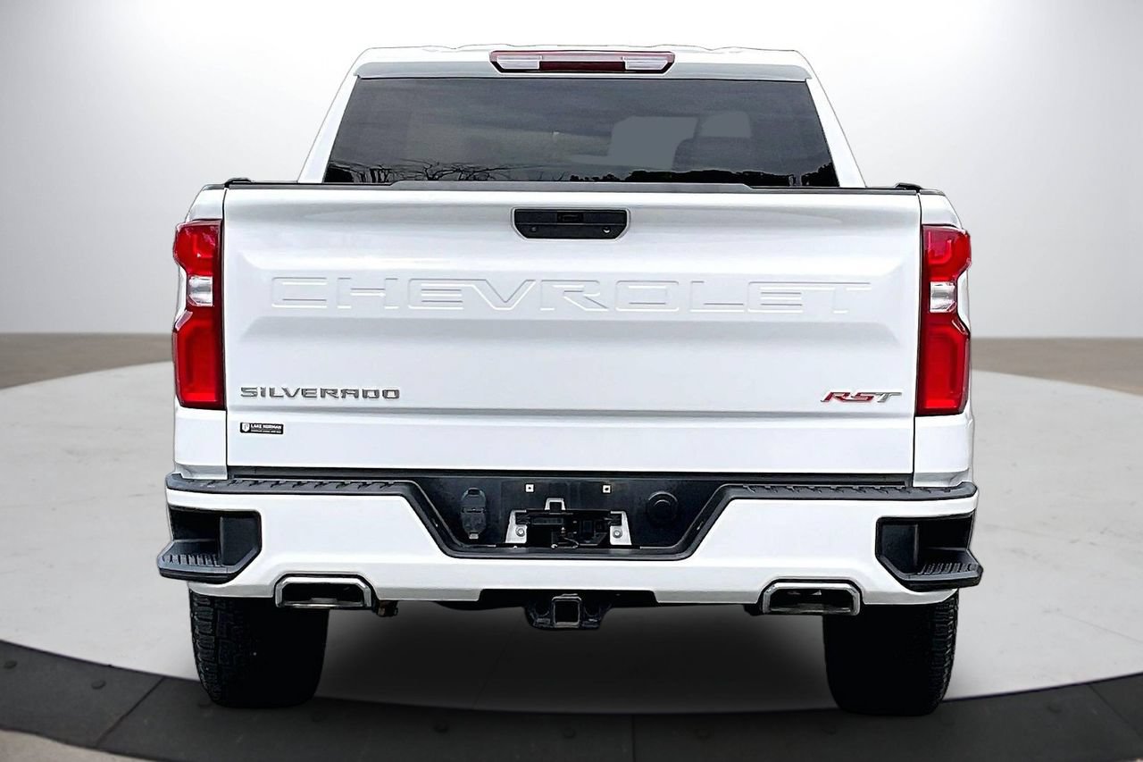Used 2021 Chevrolet Silverado 1500 RST w/ Z71 Off-Road Package AWD/4WD image 8