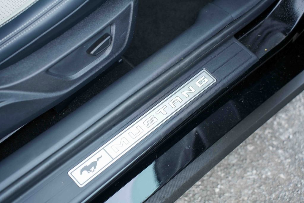 Used 2025 Ford Mustang Premium RWD image 16
