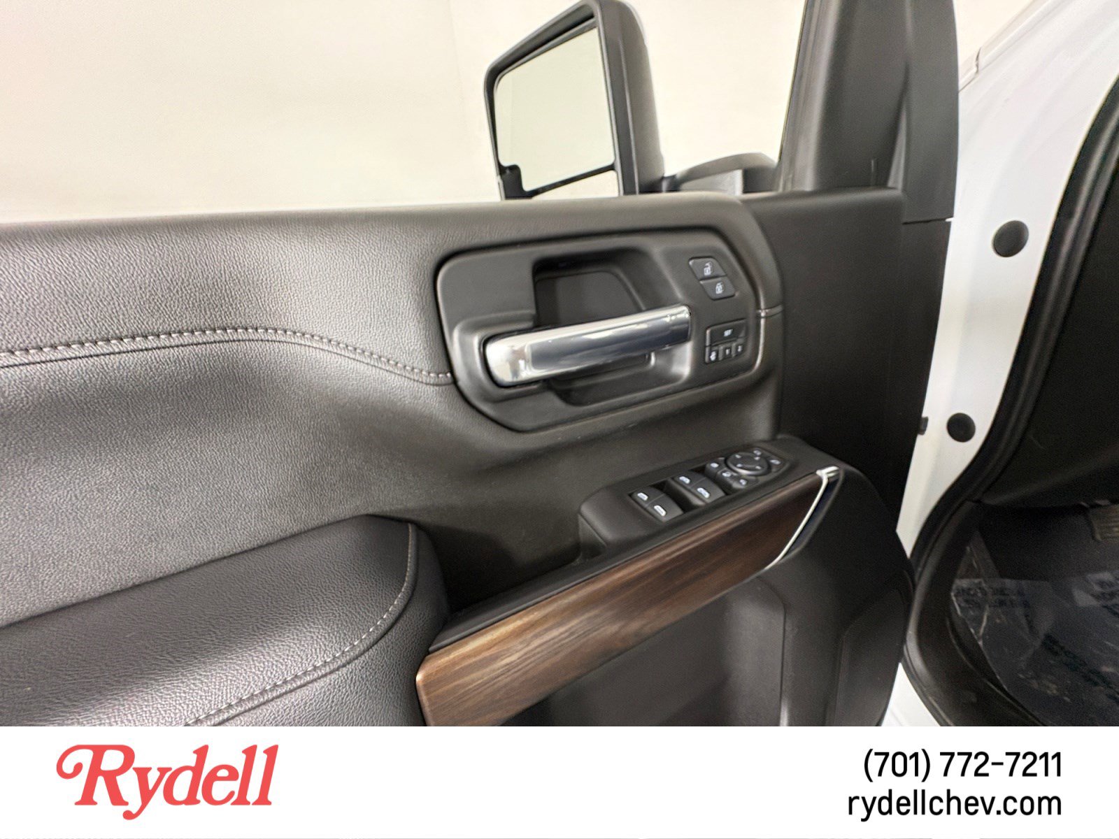 Used 2021 GMC Sierra 2500 SLT image 11