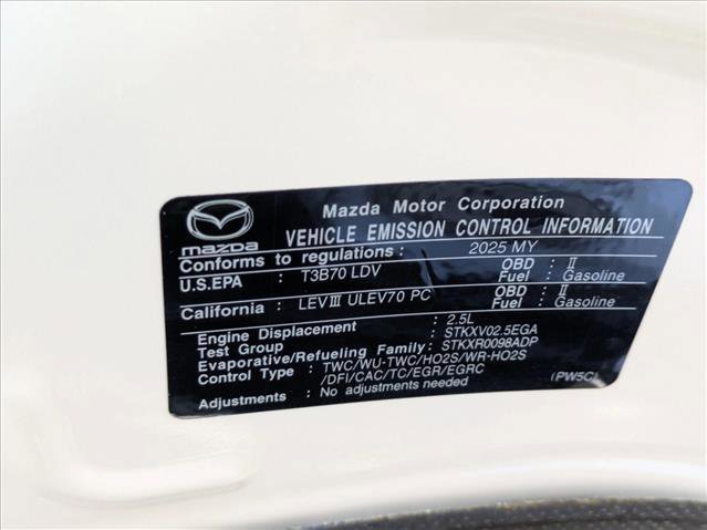 Used 2025 MAZDA MAZDA3 Hatchback w/Premium Plus Pkg image 22