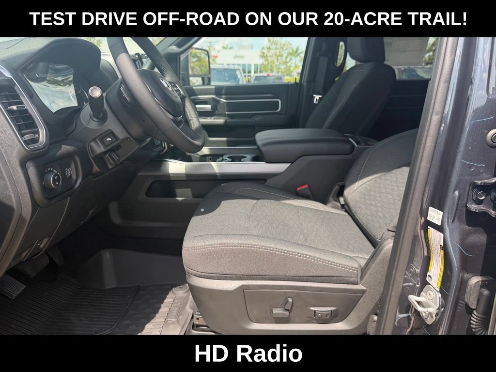 New 2026 RAM 2500 Big Horn AWD/4WD image 11