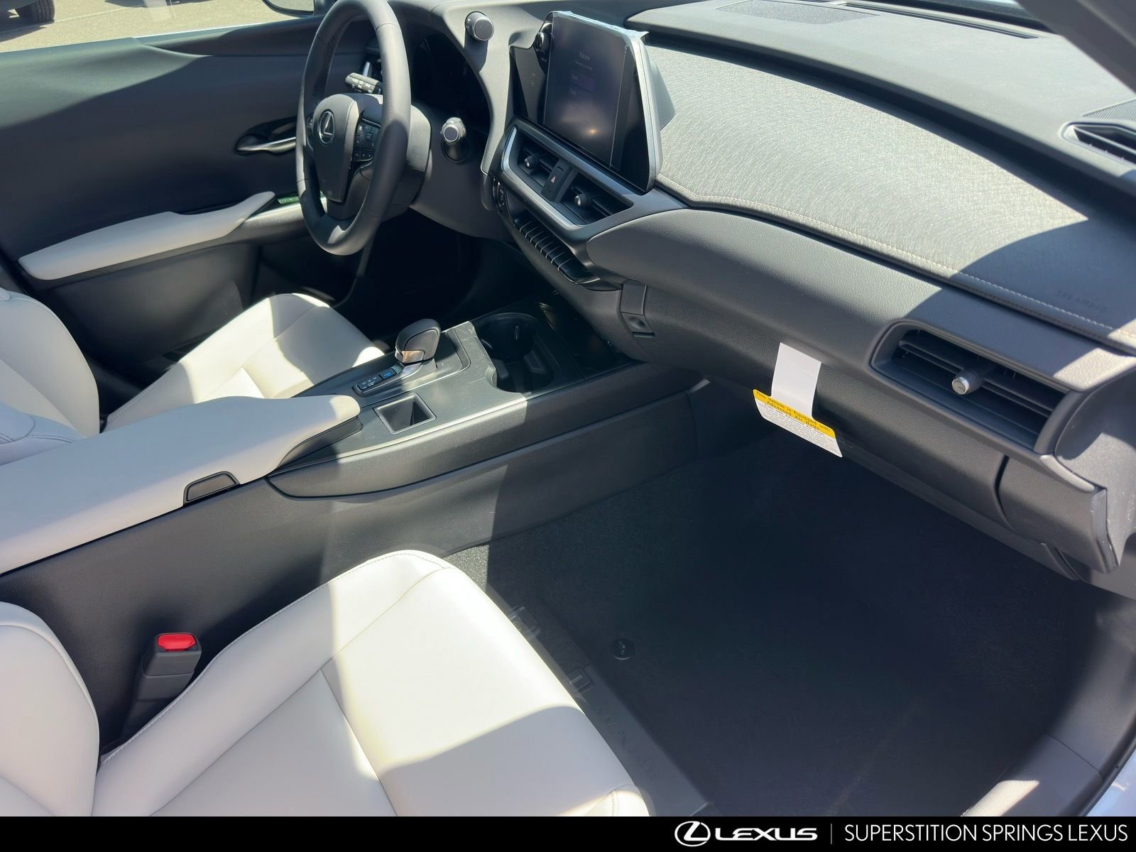 New 2026 Lexus UX 300h FWD image 29