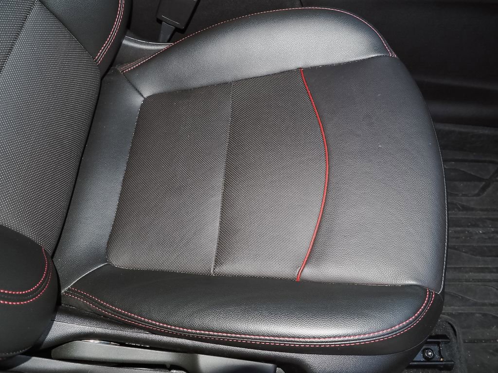 Certified 2024 Chevrolet Equinox RS w/ RS Leather Package image 21