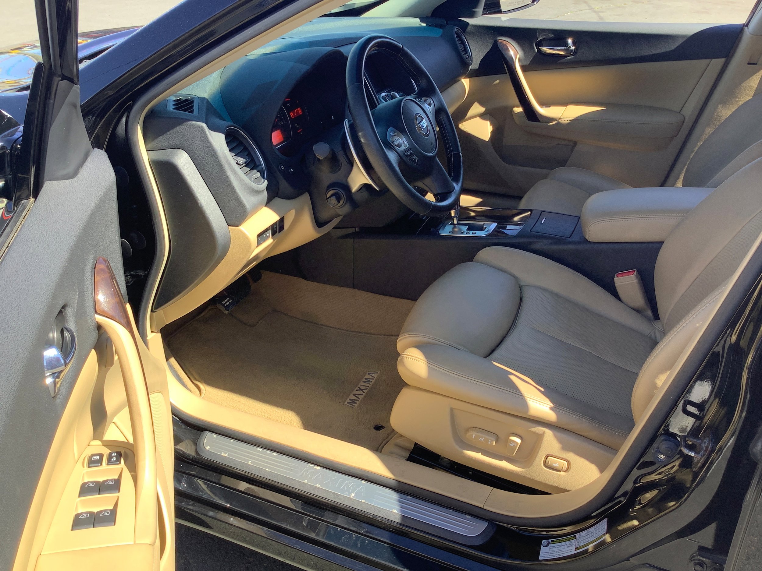 Used 2010 Nissan Maxima 3.5 SV w/ Premium Pkg FWD image 11