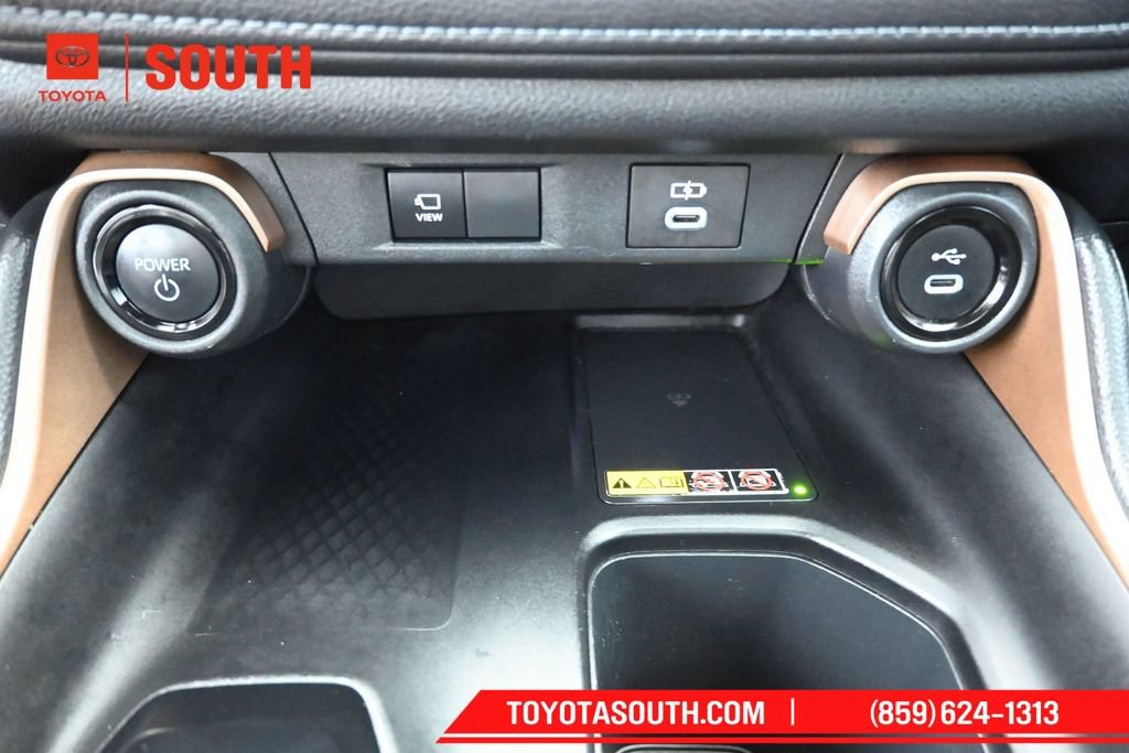Used 2024 Toyota Grand Highlander AWD Hybrid image 20
