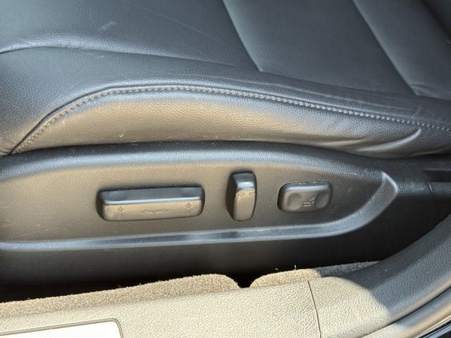 Used 2018 Acura TLX FWD image 28