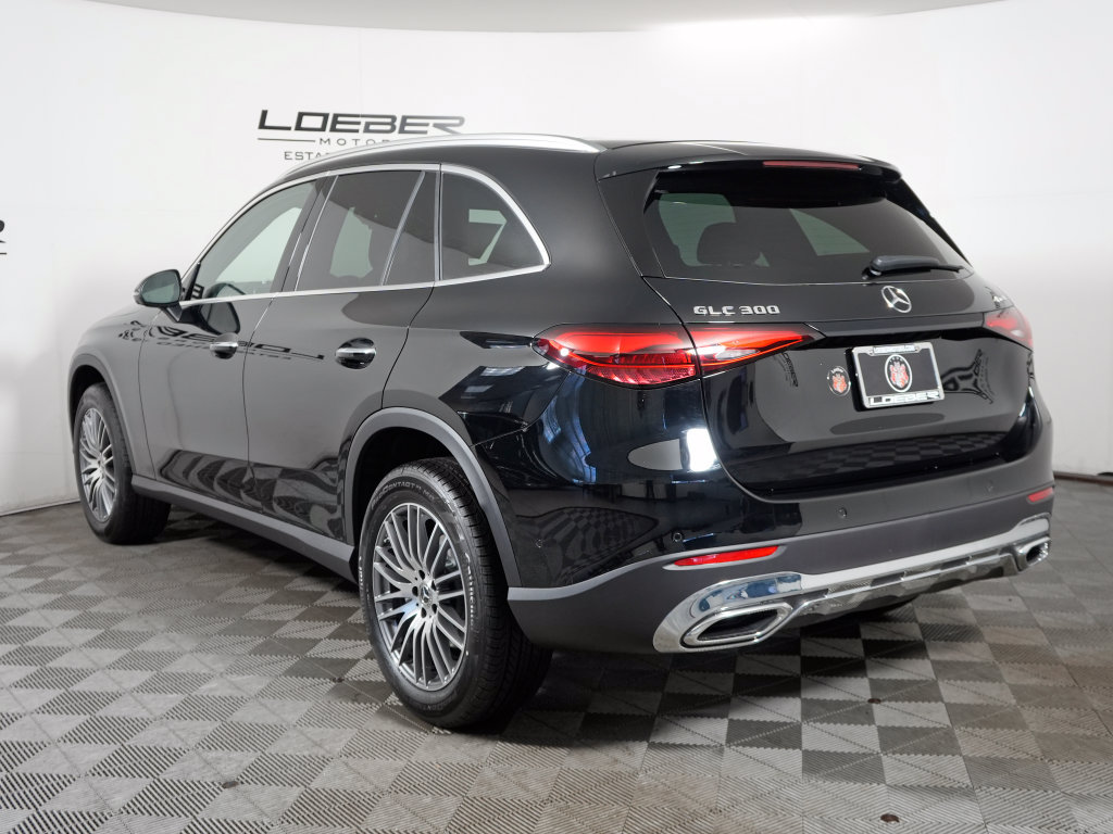 Used 2026 Mercedes-Benz GLC 300 4MATIC image 3