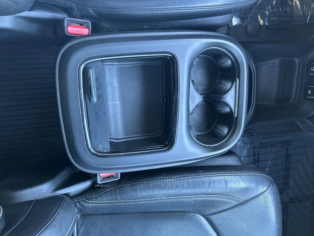 Used 2021 Chrysler Pacifica Touring-L w/ Premium & Safety Sphere Group FWD image 15