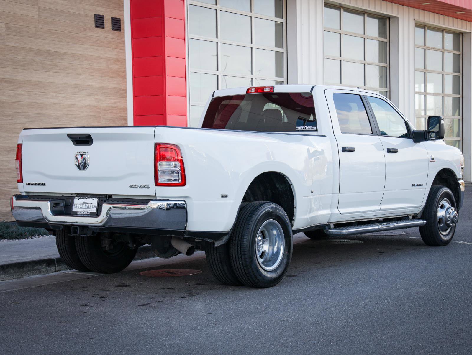 Used 2024 RAM 3500 Big Horn image 3