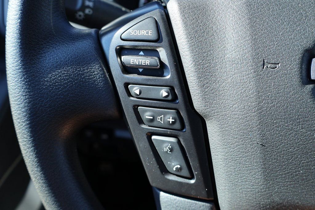 Used 2024 Nissan Frontier SV w/ Technology Package image 12