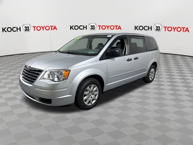 Used 2008 Chrysler Town & Country LX FWD image 3