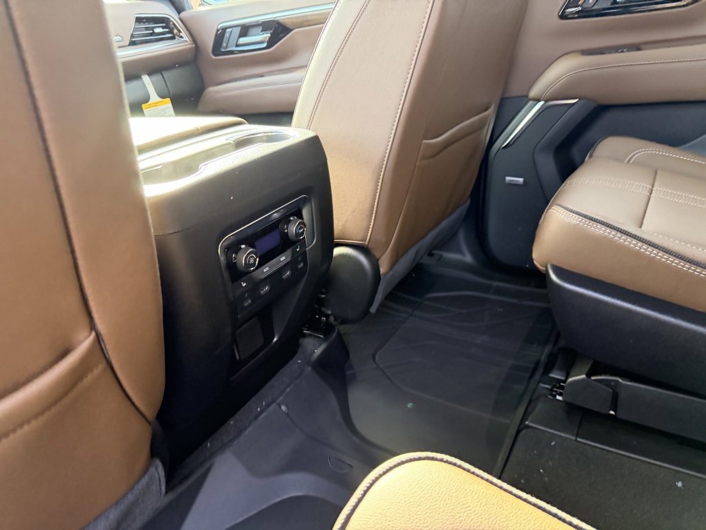 New 2026 Chevrolet Tahoe High Country image 35