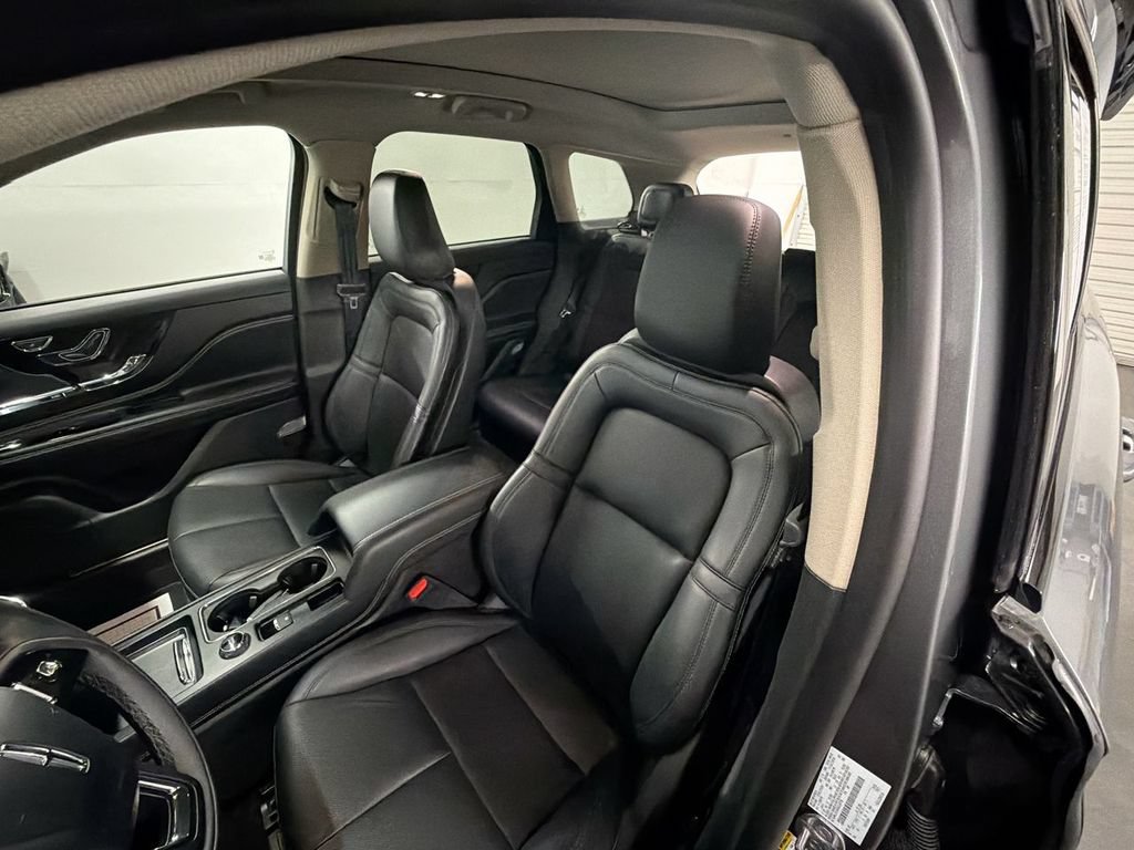 Used 2025 Lincoln Corsair FWD w/ Equipment Group 101A image 20