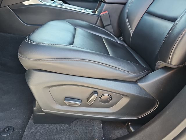 Certified 2023 Ford Explorer XLT w/ Equipment Group 202A AWD/4WD image 18