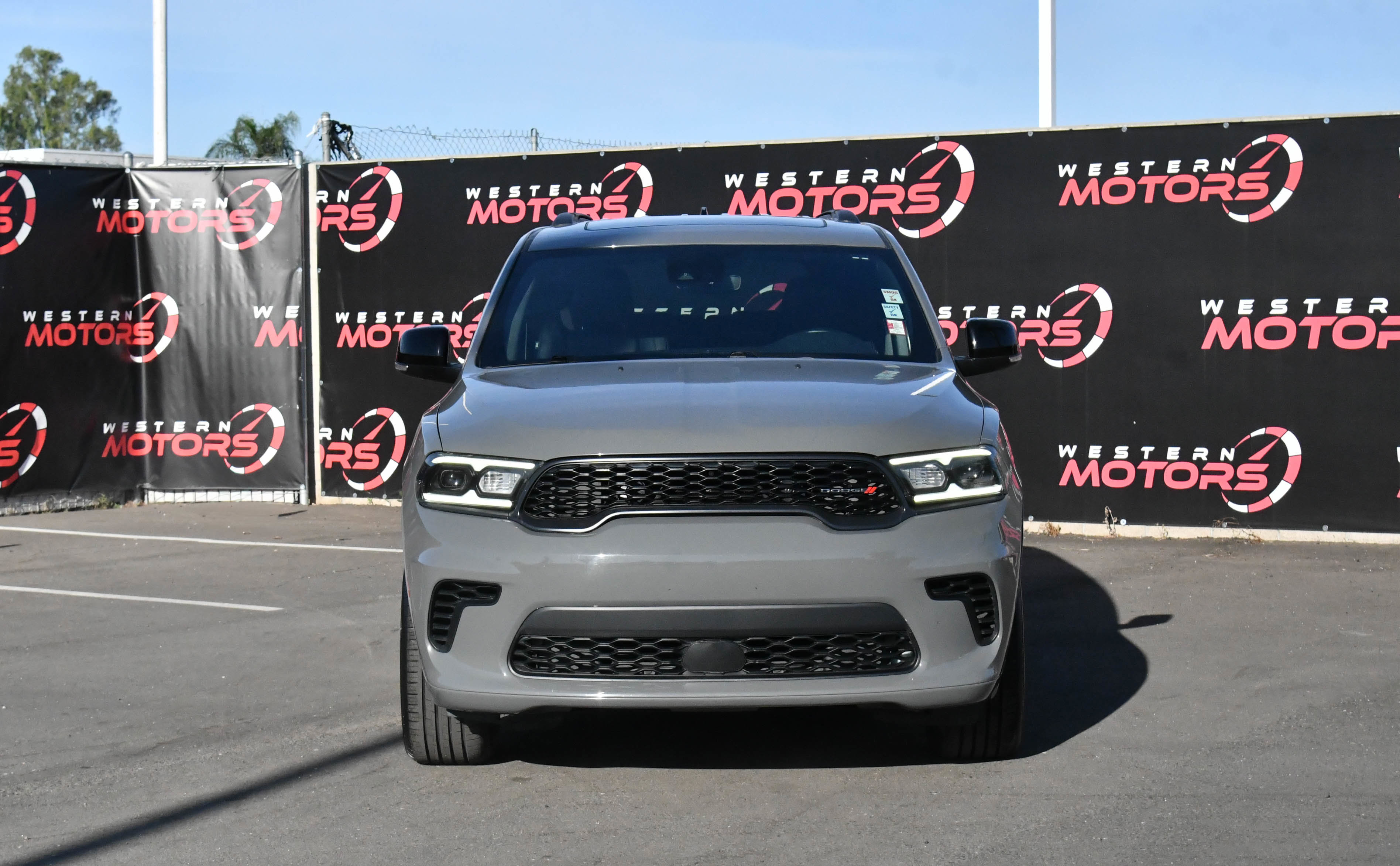 Used 2024 Dodge Durango GT image 2