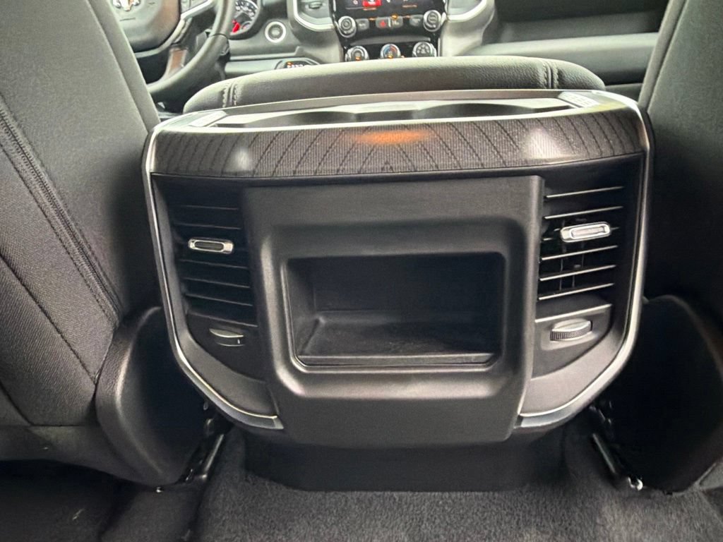 New 2026 RAM 1500 Express AWD/4WD image 33