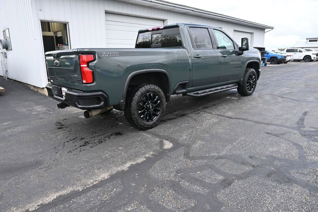 Used 2025 Chevrolet Silverado 3500 LTZ w/ LTZ Plus Package AWD/4WD image 8