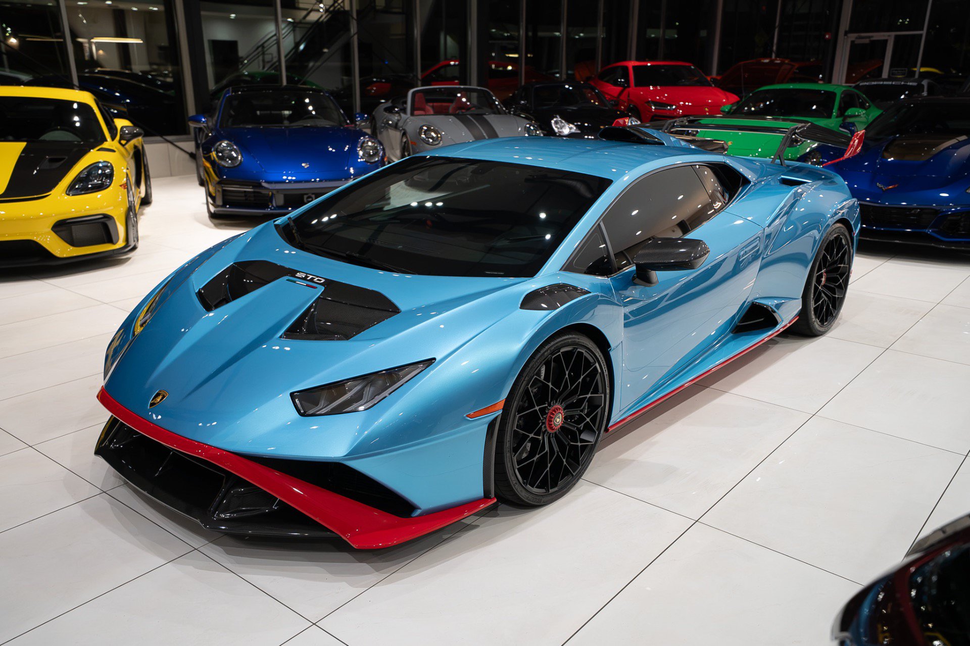 Used 2023 Lamborghini Huracan STO RWD image 36