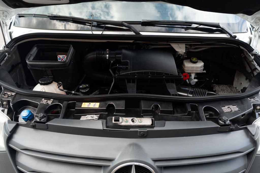 Used 2020 Mercedes-Benz Sprinter 2500 image 33