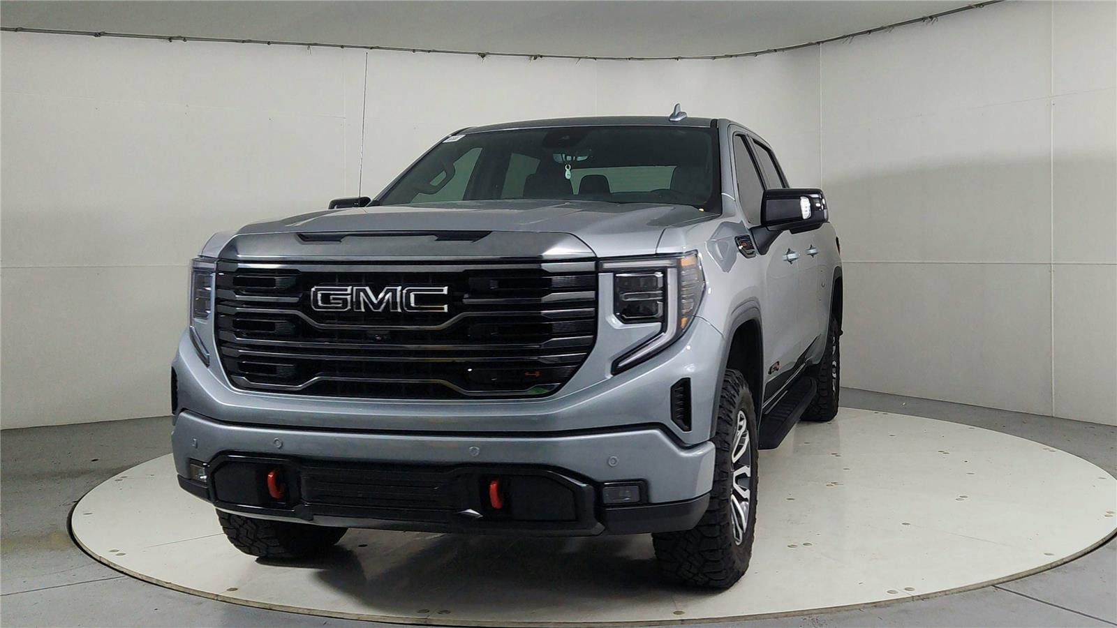 Used 2023 GMC Sierra 1500 AT4 w/ Technology Package image 2