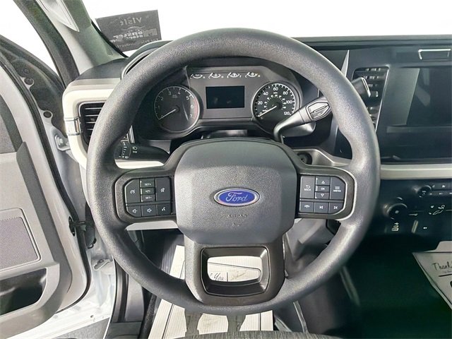 Used 2023 Ford F250 XLT w/ FX4 Off-Road Package image 11