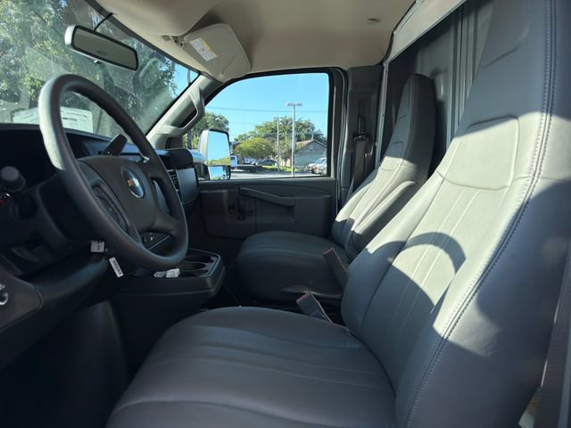 New 2026 Chevrolet Express 4500 w/ Power Convenience Package RWD image 21