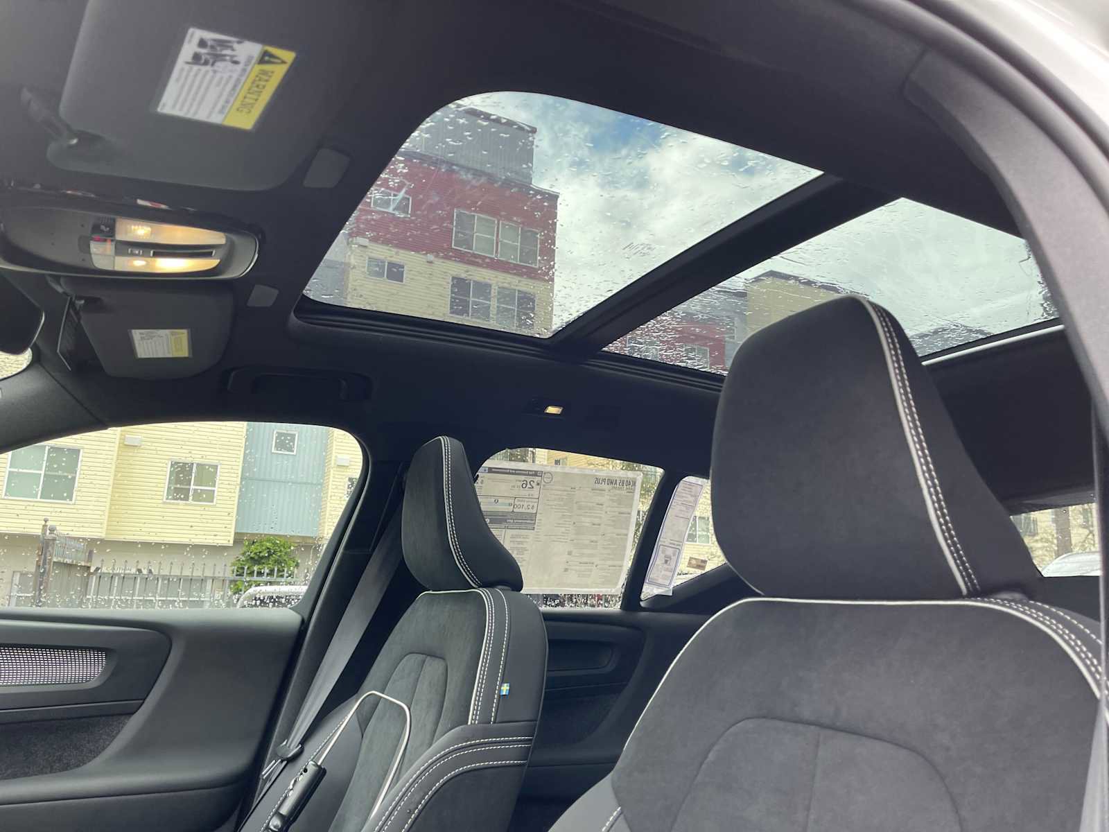 New 2023 Volvo XC40 B5 Plus w/ Protection Package Premier image 19