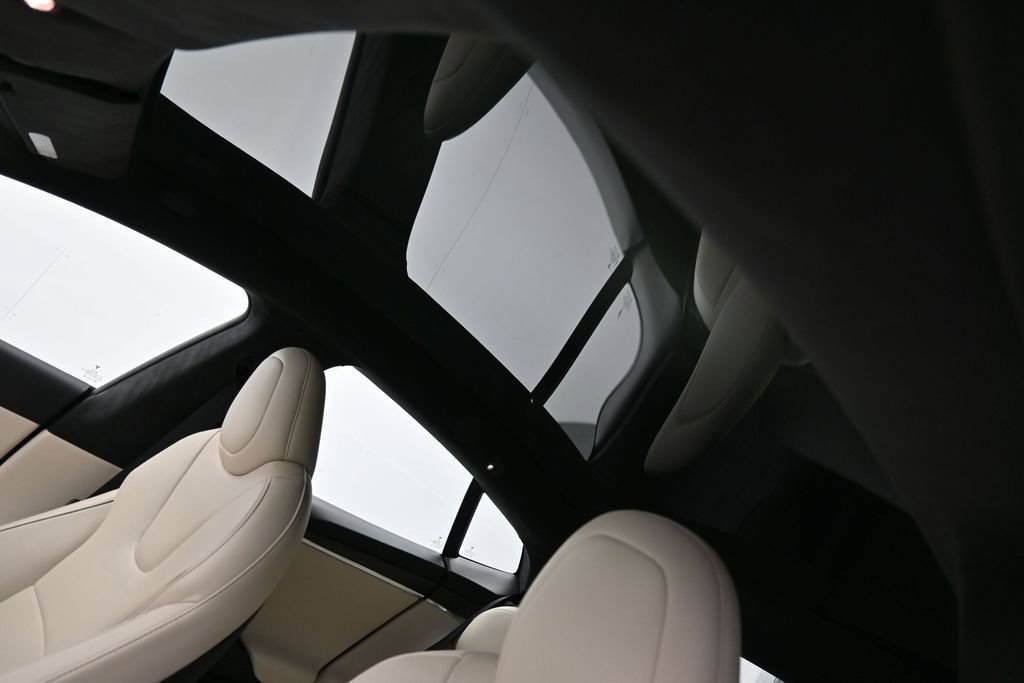 Used 2021 Tesla Model S Plaid AWD/4WD image 10