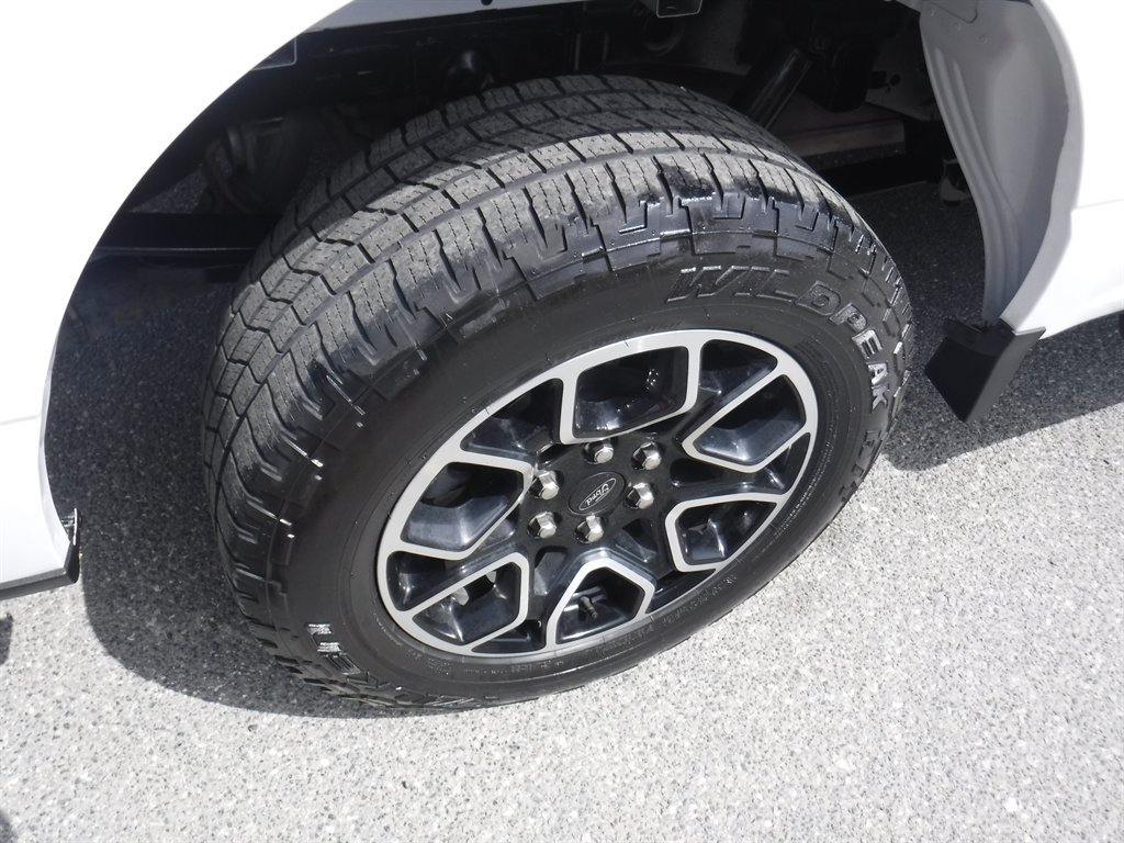 Used 2023 Ford F150 XLT w/ Equipment Group 302A High RWD image 4