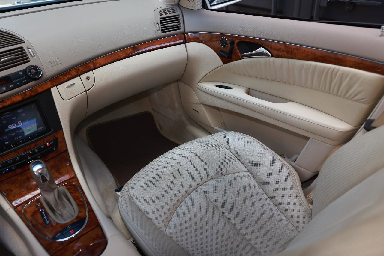 Used 2004 Mercedes-Benz E 500 4MATIC Wagon image 22