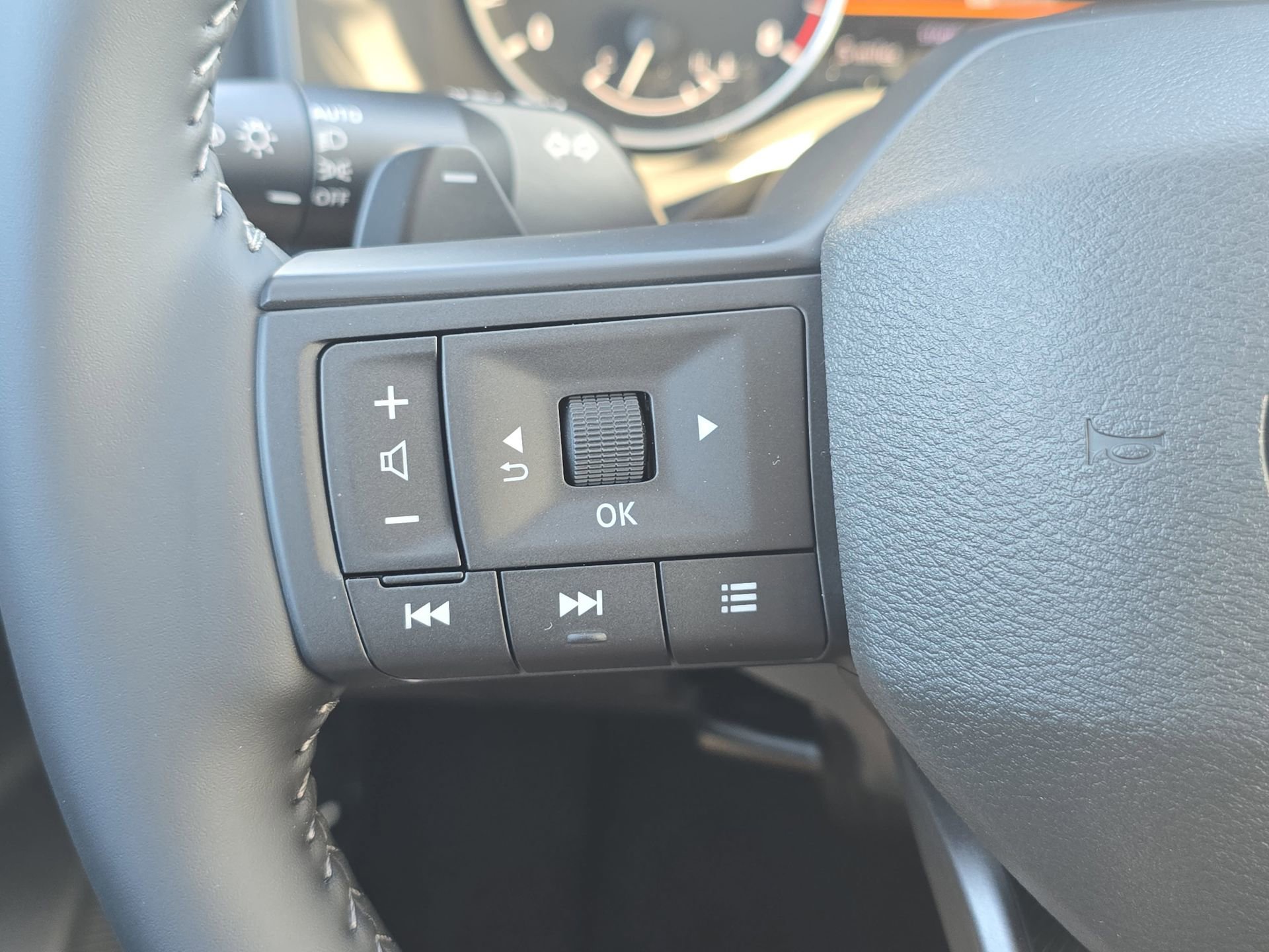 New 2026 Nissan Rogue SV w/ Cold Weather Package FWD image 17