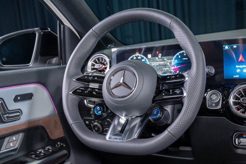 New 2025 Mercedes-Benz GLA 35 AMG 4MATIC image 18