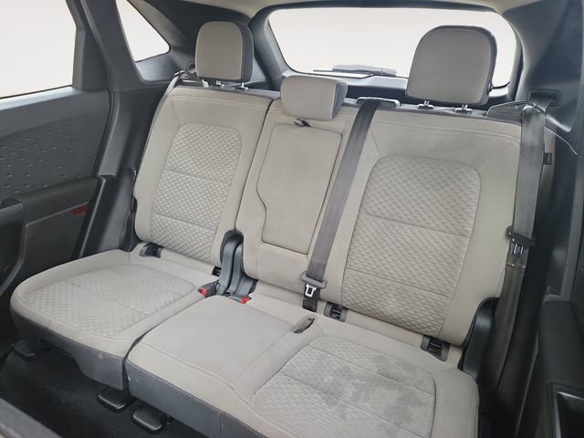 Used 2020 Ford Escape SE image 13