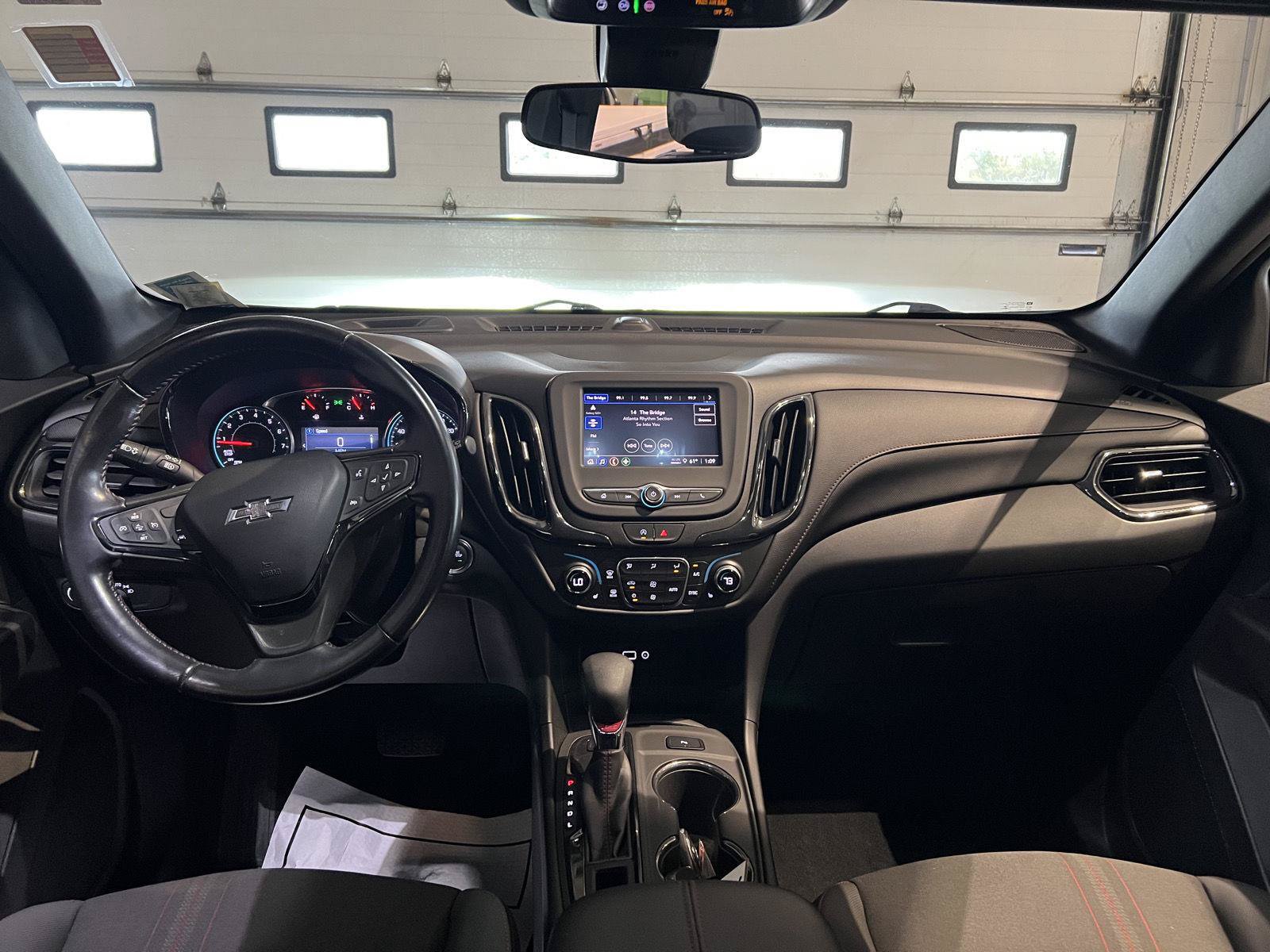 Used 2022 Chevrolet Equinox RS AWD/4WD image 11