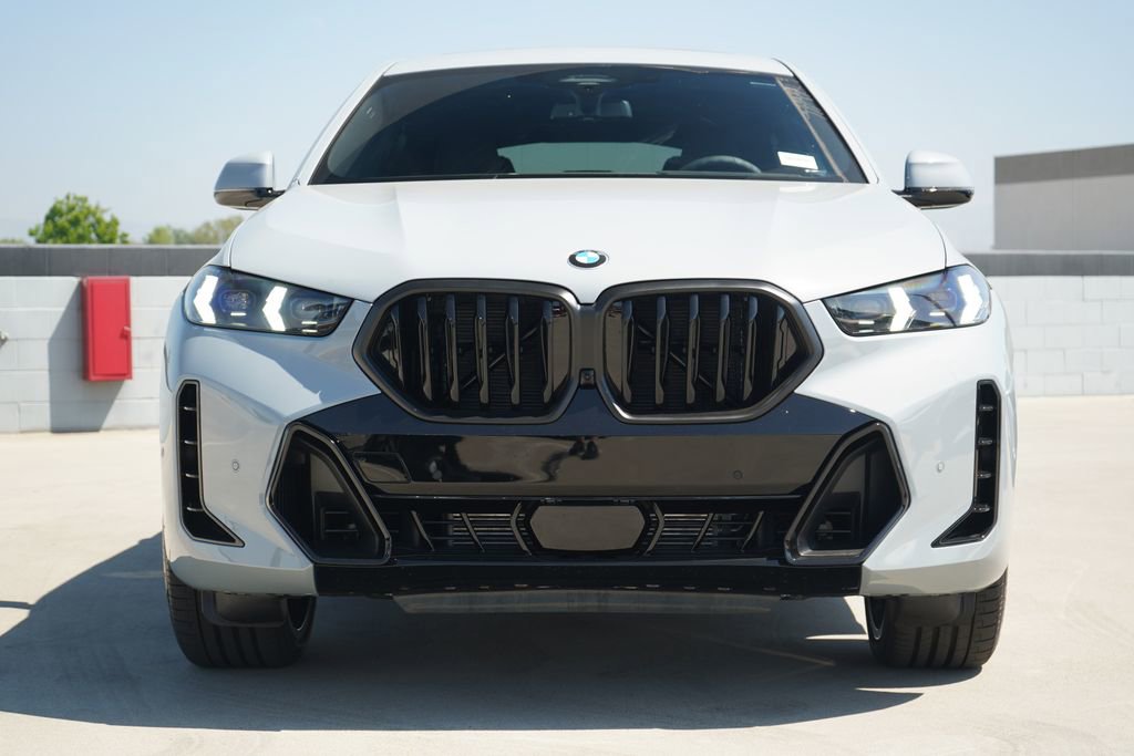 New 2026 BMW X6 xDrive40i w/ Premium Package image 2
